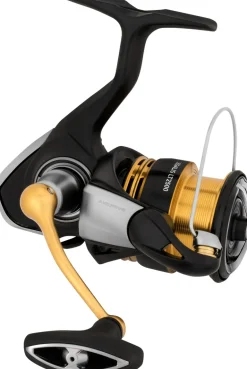 DAIWA 23 LEGALIS LT 2000D SPIN REEL
